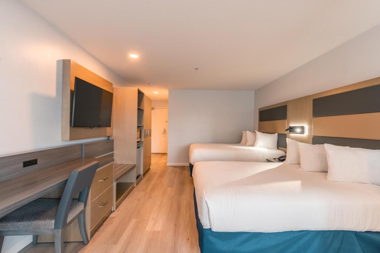 Hotel Aluxor Sfo, Sapphire Boutique Collection San Bruno Bagian luar foto